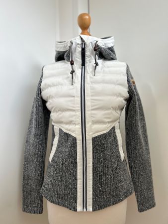 TORSTAI Conscious Sportswear Kapuzenjacke