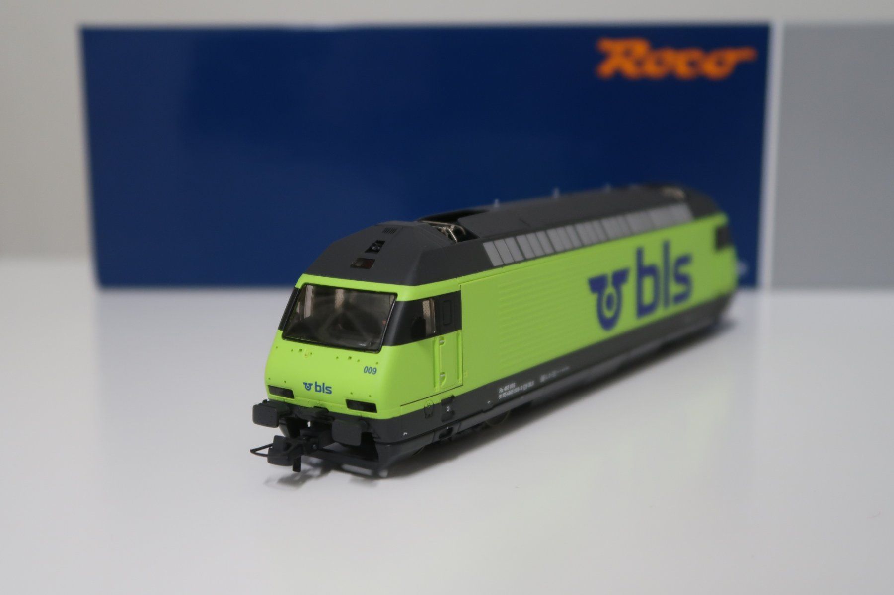 Roco Modellini di ferrovie: Roco BLS Re 465 009-9, DC – Nuovo e nell'imballaggio originale da Dättwil AG venduto da Bastiano_Coimbra 2