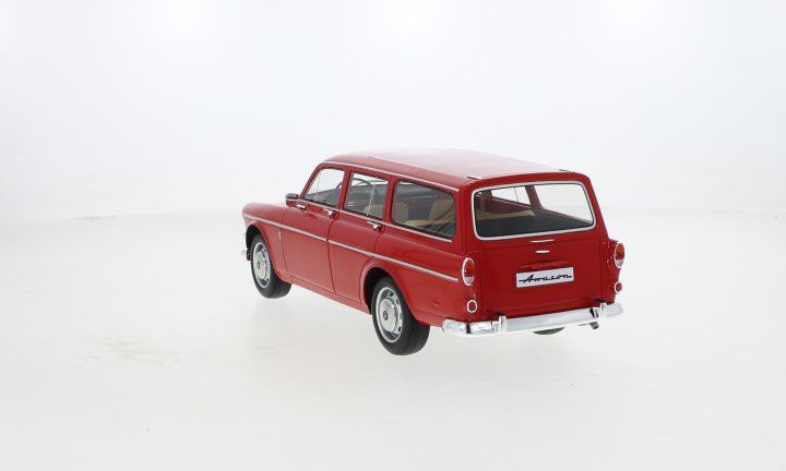 Volvo P220 Amazon Kombi Phase I 1962-1967 rot 1:18 (Neu und