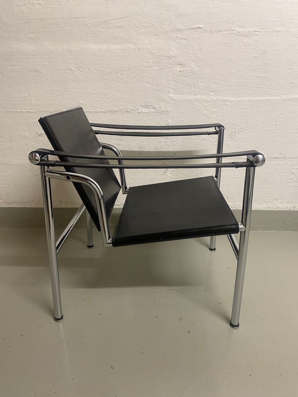 Le Corbusier Sessel: Le Corbusier, LC1 Replika – Gebraucht aus Zollikerberg von FAMA3 2