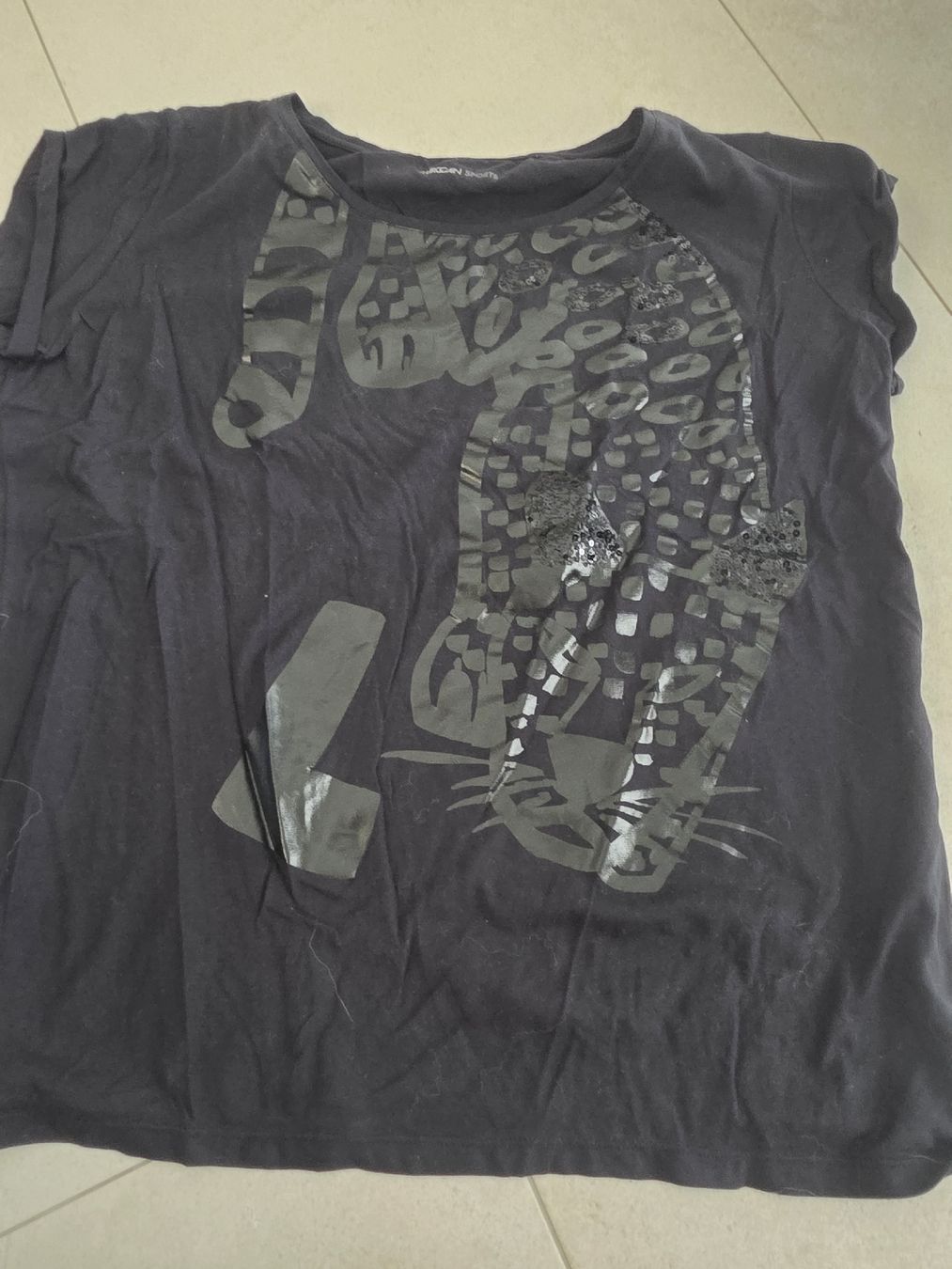 Marc Cain T-shirt: Marc Cain T- Shirt Nr. 5 – Usato da Berg TG venduto da lisboa.sky