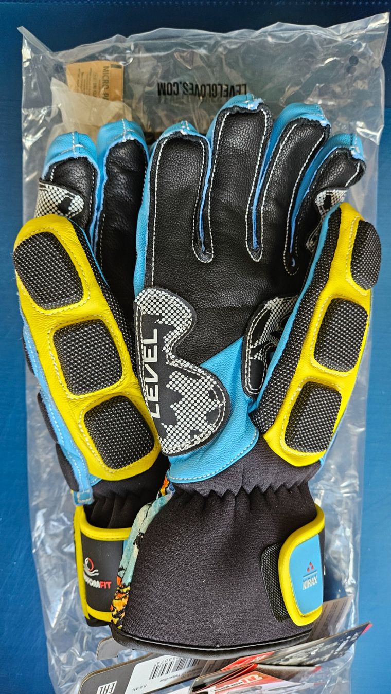 Altri accessori da uomo: Renn und Allroundhandschuh LEVEL Worldcup Gr. 8.5 – Nuovo e nell'imballaggio originale da Niederhasli venduto da GipfelimWinde 1