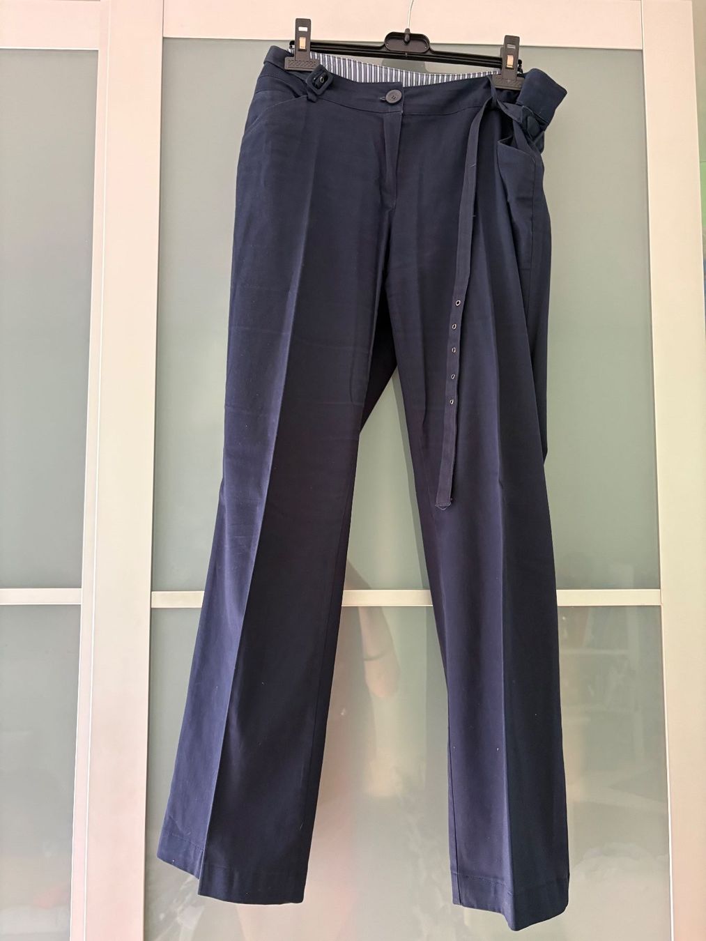 Mango Hosen: MANGO Pants - Size 42 – Gebraucht aus Muzzano von Sidney_3