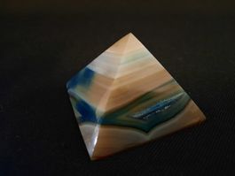 ACHAT-Pyramide mit Druse, Grün-Beige, ca. 50 mm