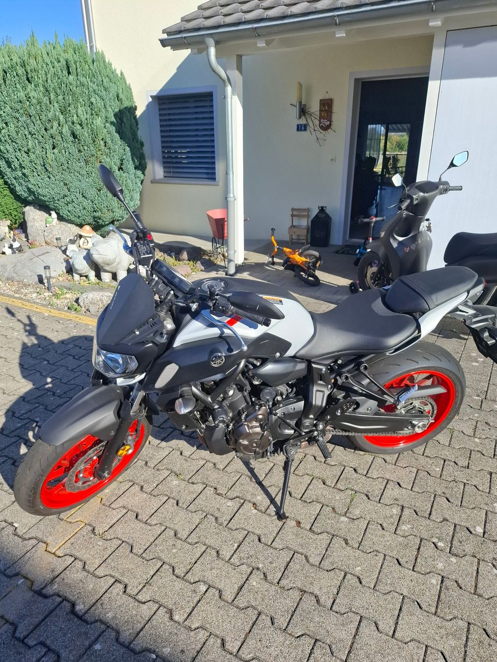 Yamaha Route: Yamaha MT 07 – D'occasion à Hagenbuch ZH par RoumanV 3