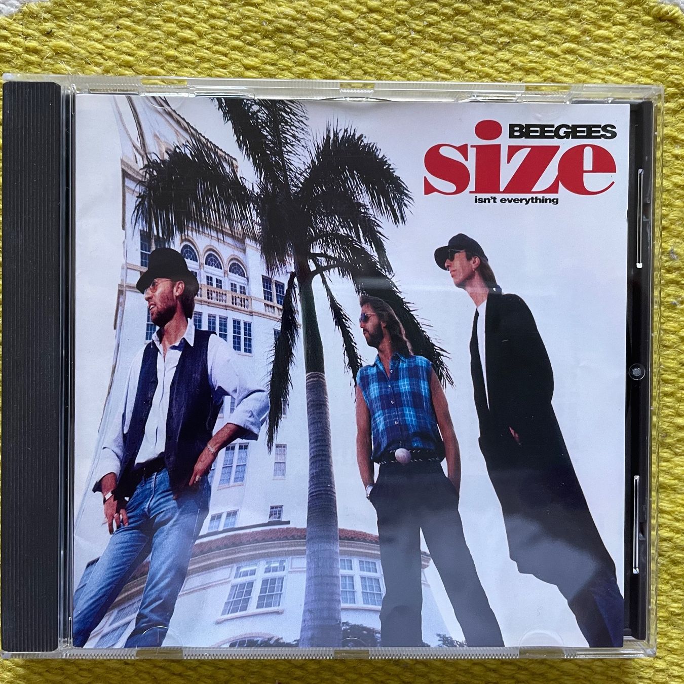 CD: BEE GEES-SIZE ISN‘T EVERYTHING – Usato da Rorschacherberg venduto da CD-Roli