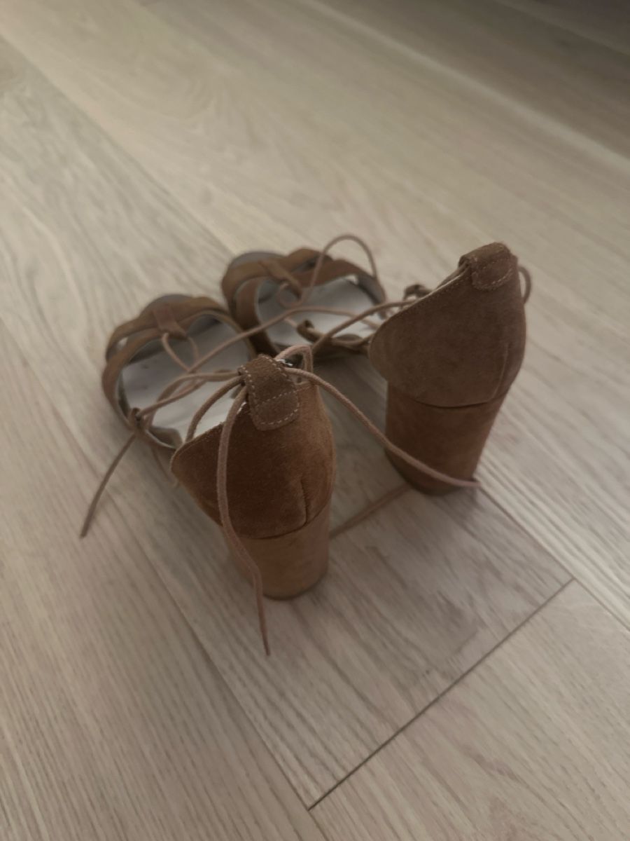 Damenschuhe: KIOMI Sandale Gr.38 – Gebraucht aus Küssnacht am Rigi von annine.l. 2