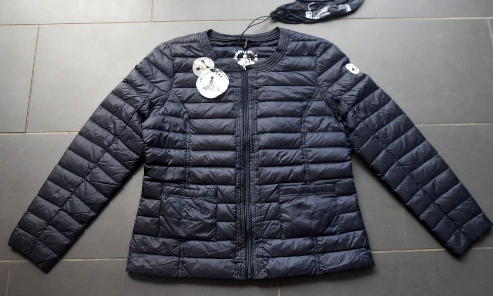Jott Jacken: Daunenjacke / Doudoune  JOTT  XL – Neu (gemäss Beschreibung) aus Collonges von Allegree