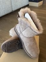 UGG mini 38