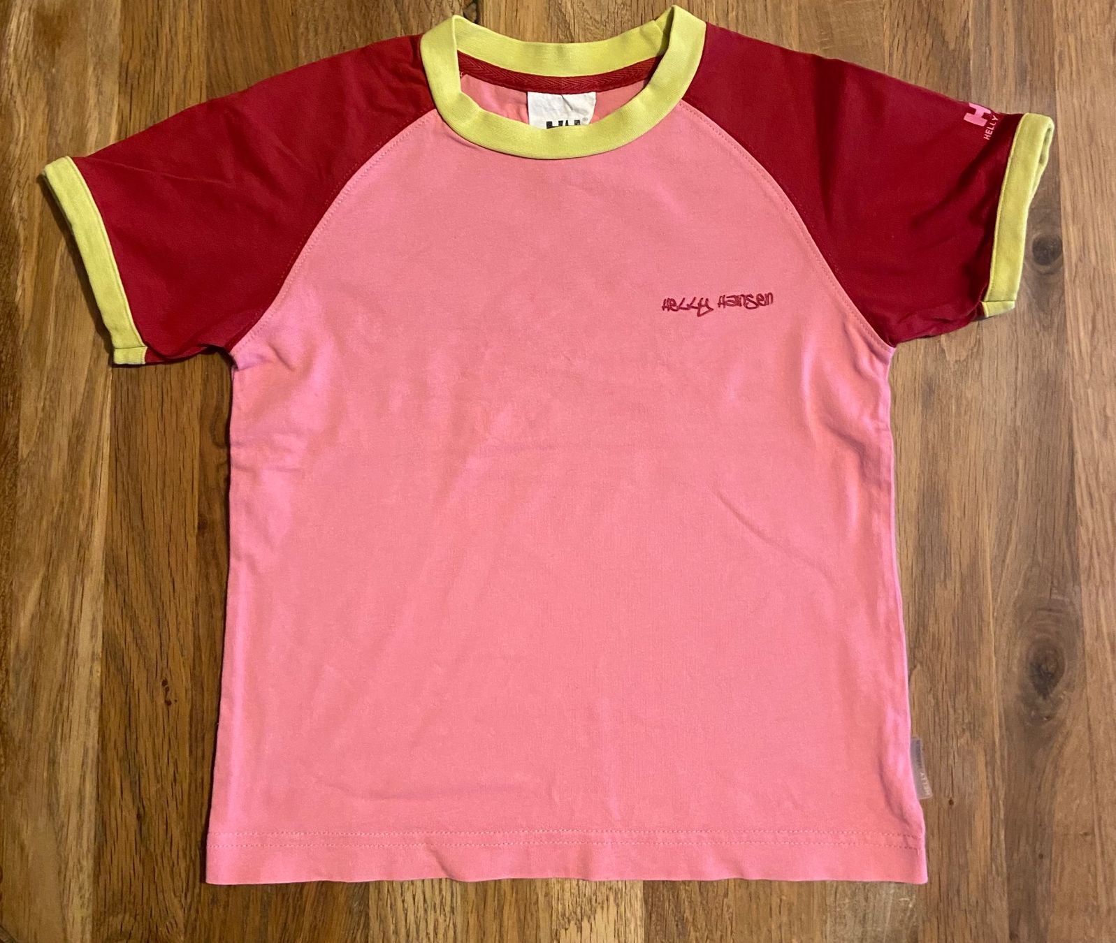 Helly Hansen Camicette, T-shirt & Top: T-shirt HELLY HANSEN, 98/104cm, Baumwolle – Usato da Bassersdorf venduto da jgo_9mfk