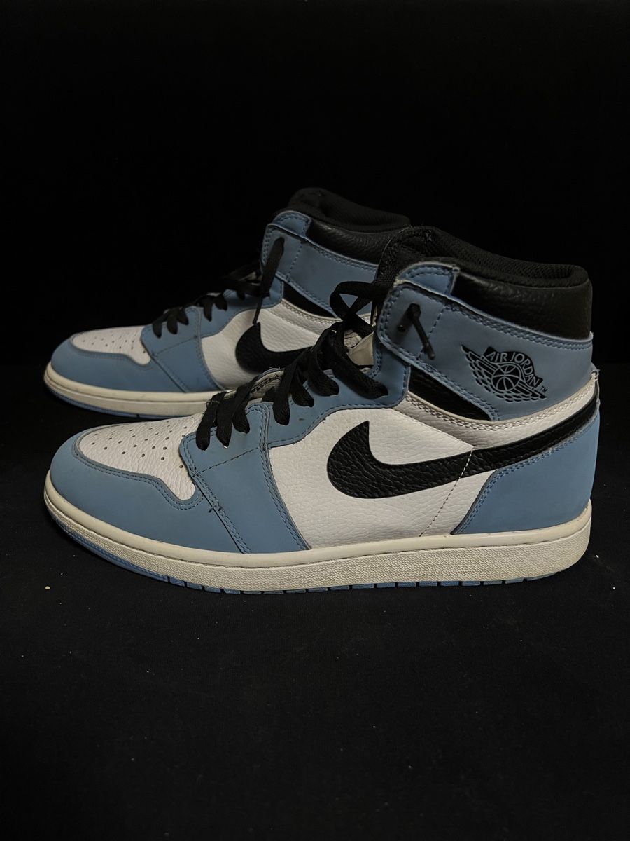 Jordan Herrenschuhe: JORDAN 1 RETRO HIGH OG UNIVERSITY BLUE – Gebraucht aus Wittenbach von Solvera-Watches