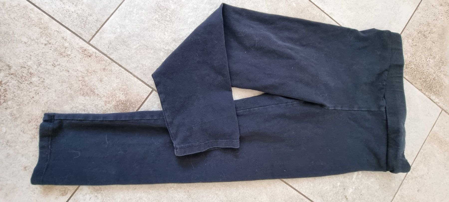 Lotti & Set di vestiti: Kleiderpaket gr.140 – Usato da Grossdietwil venduto da GNOM313 5