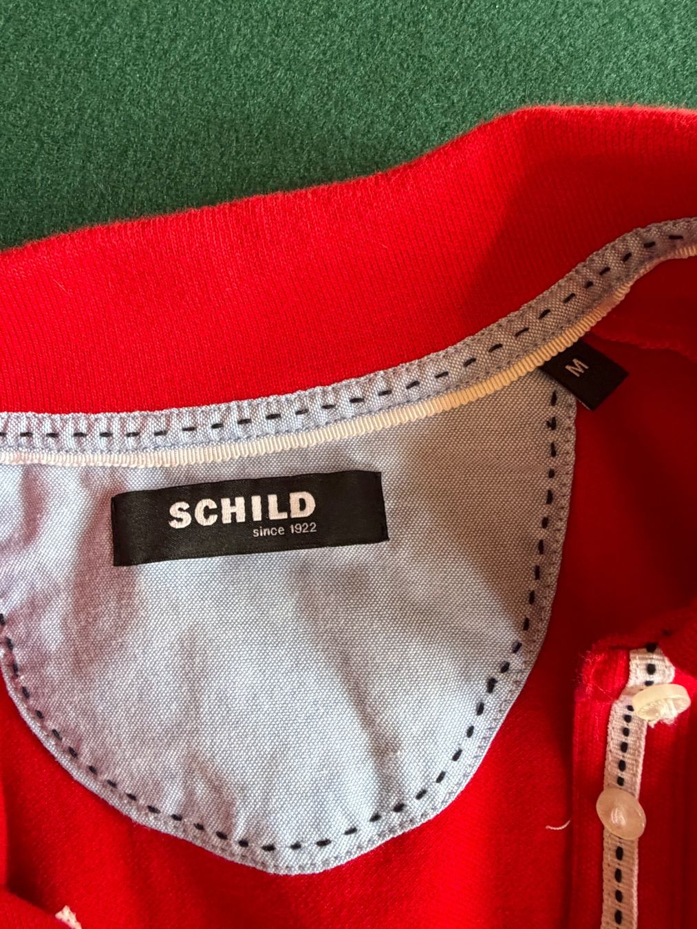 T-shirts: SCHILD T-Shirt  Größe: M Zustand: Perfekt – D'occasion à Interlaken par Bona55 8