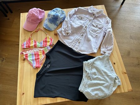 6 Teile - Kleiderpaket Mädchen Gr. 134, H&M, ROXY, Manor