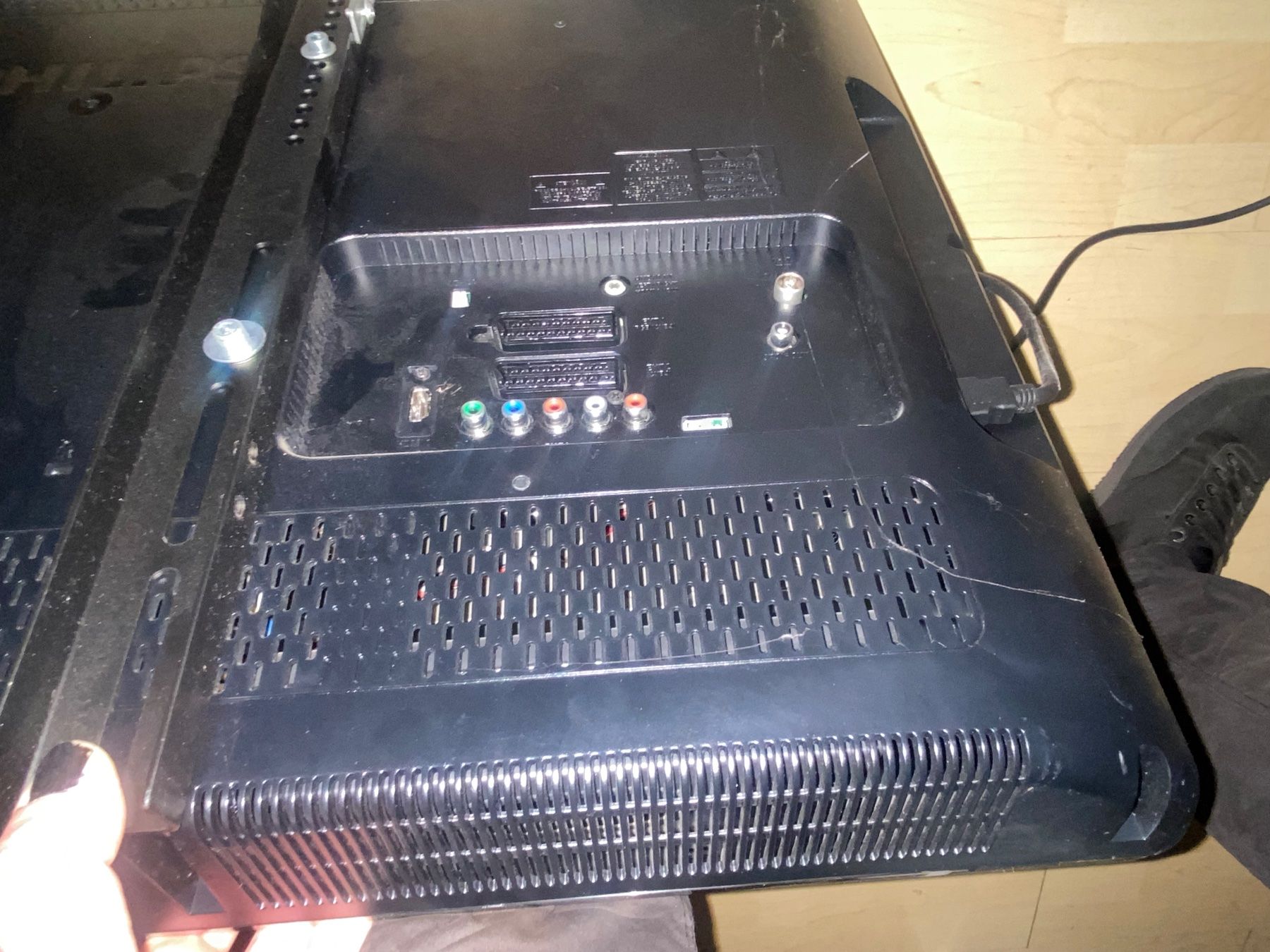 Fernseher: Tv – Gebraucht aus Ettingen von inf_vhc7 3