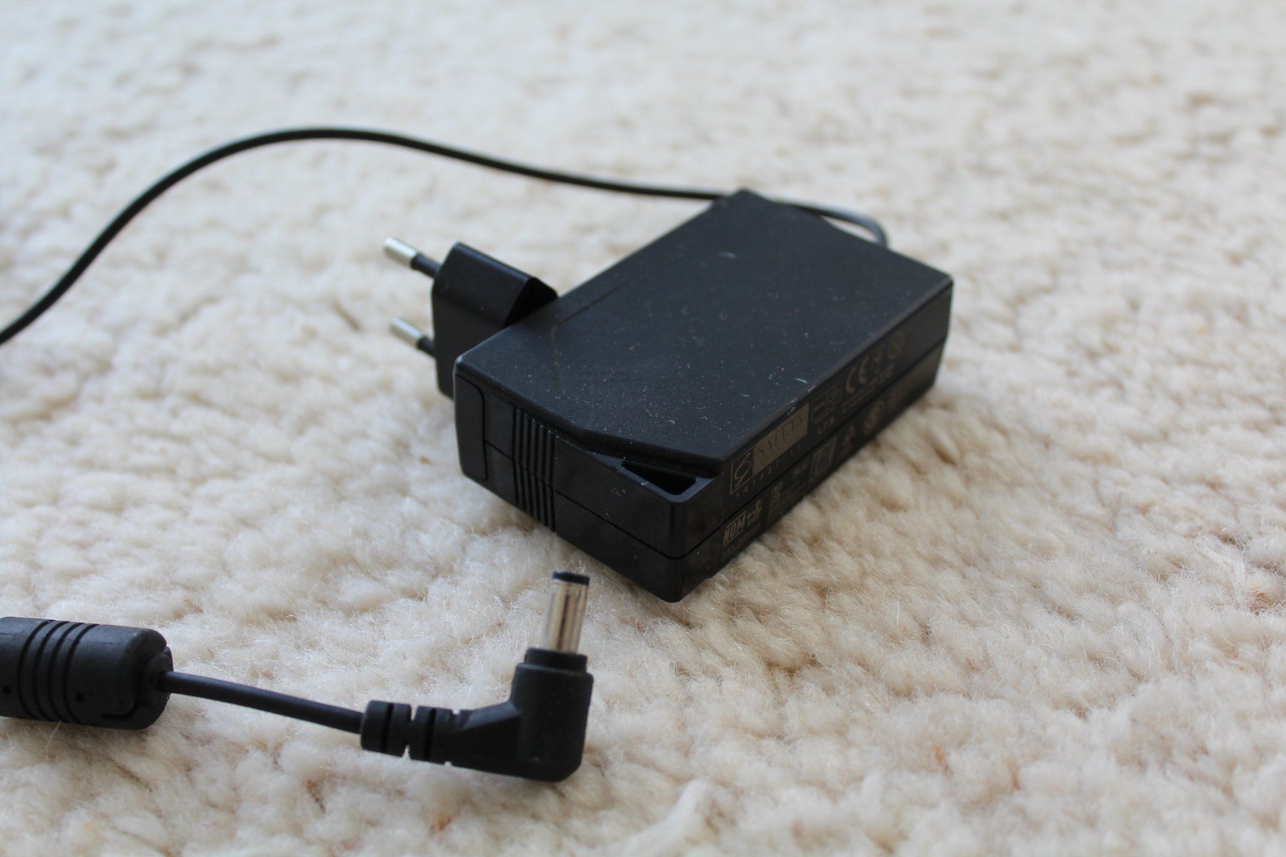 Intel PCs: Intel NUC NUC6CAYS – Gebraucht aus St. Gallen von checco40 7