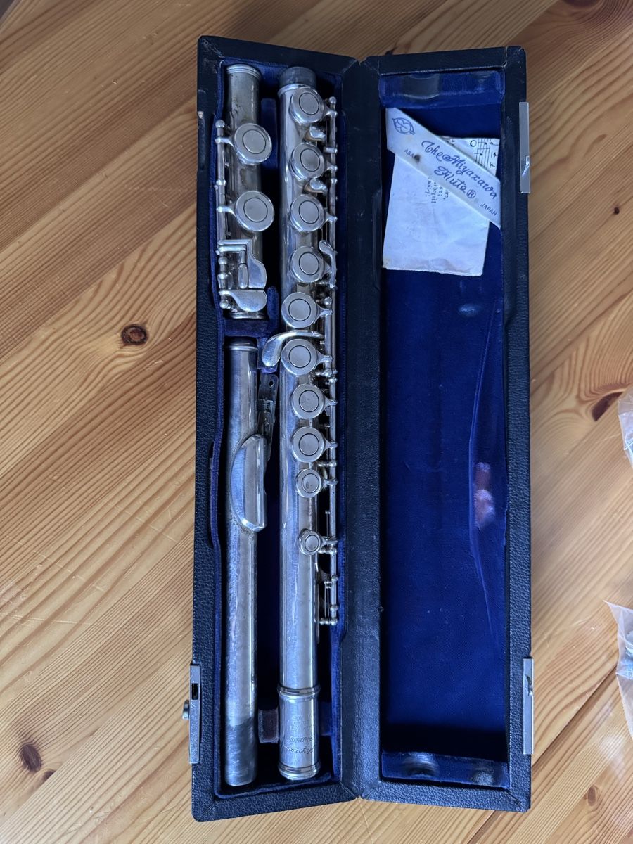 Strumenti musicali: Flûte traversière Miyazawa Hirito – Usato da Vésenaz venduto da Angela.C3 4