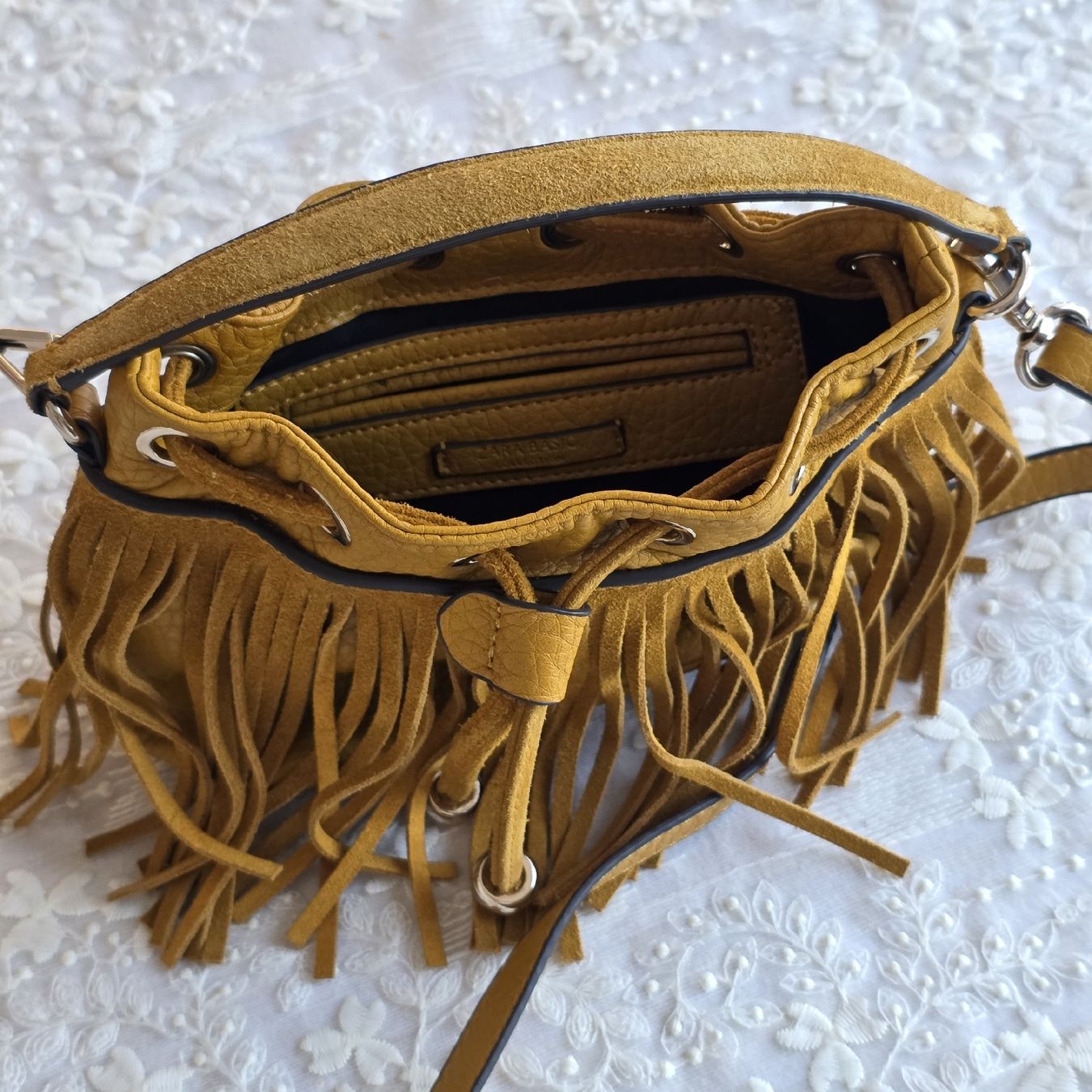 Zara Borse da donna: Zara Basic Fransen-Tasche, Senffarben, Top Zustand ! – Nuovo (secondo la descrizione) da Rheinsulz venduto da Gilea 4