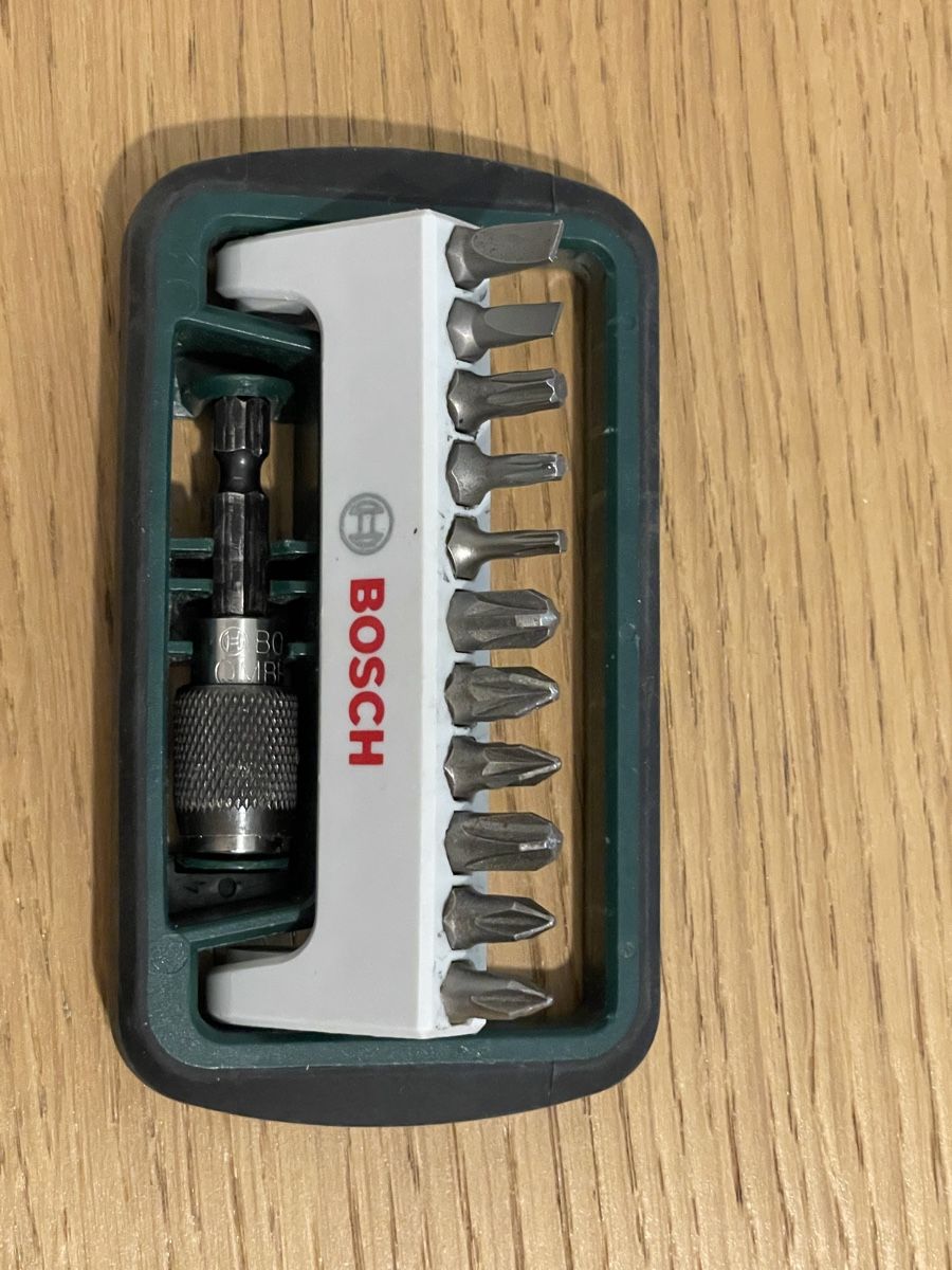 Bosch Alle Werkzeuge: Bosch Schrauberbit - Set mit Bithalter – Gebraucht aus Zürich von Mikail4rc