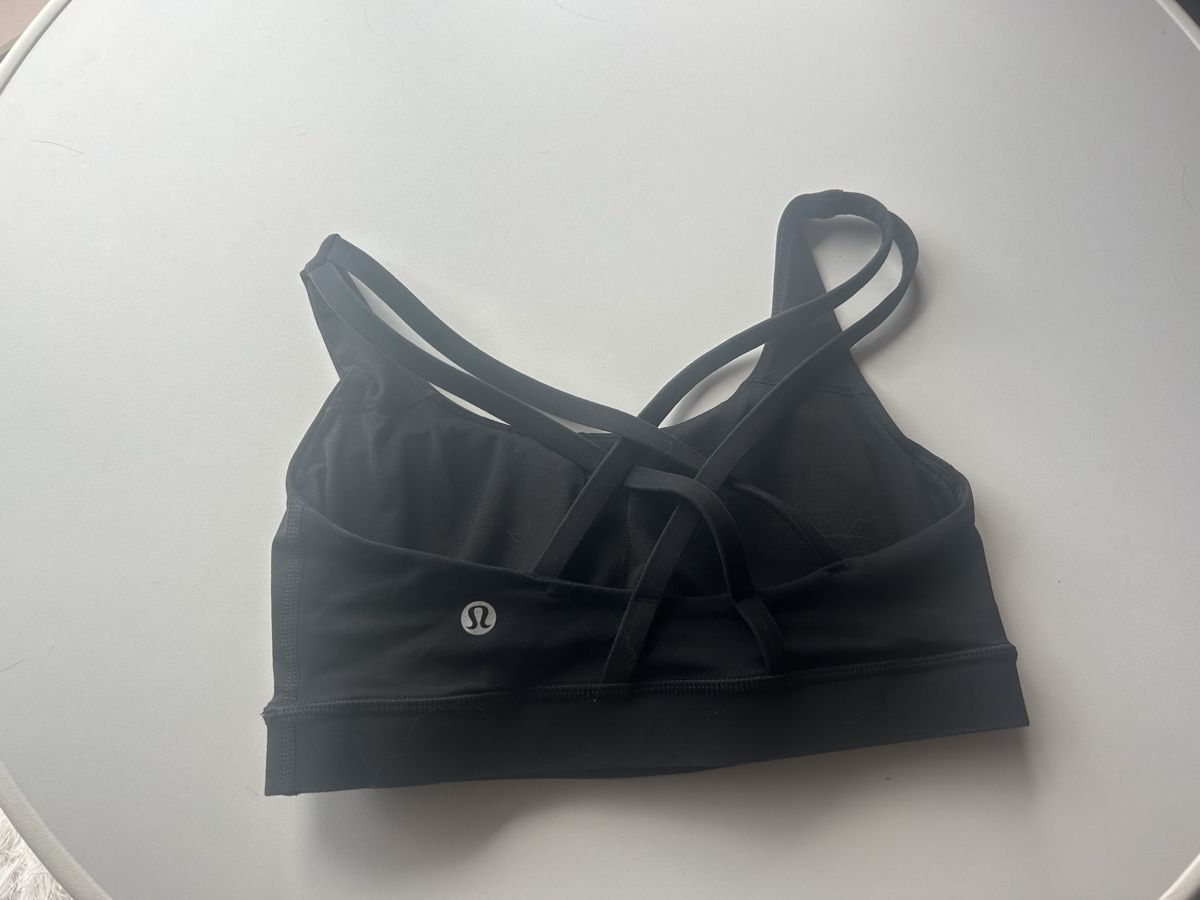 Lululemon Tops: Lululemon Sport BH Gr S – Neuf (Voir description) à Wolfhausen par eil_jc5j 1