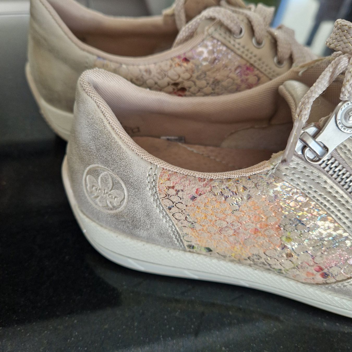 Rieker Damenschuhe: Rieker Sneaker, Gr. 37, Gold – Gebraucht aus Gränichen von sunchi07 1