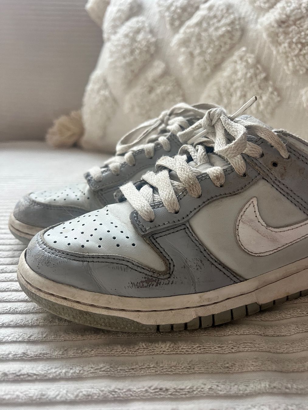 Nike Scarpe da uomo: Nike Dunk Low Sneaker, Grau/Weiss, Grösse 36.5 – Usato da Lufingen venduto da bombolulu 4