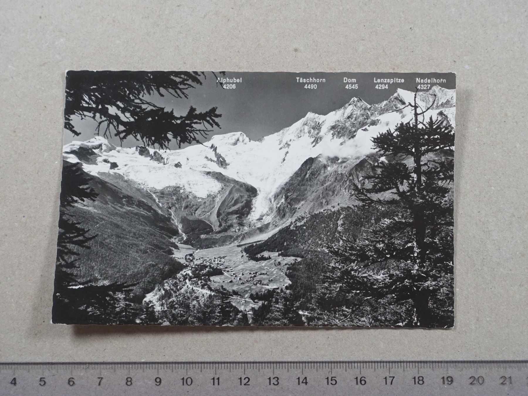 Cartoline postali: Saas-Fee, 1966 – Usato da Lenzburg venduto da fh1
