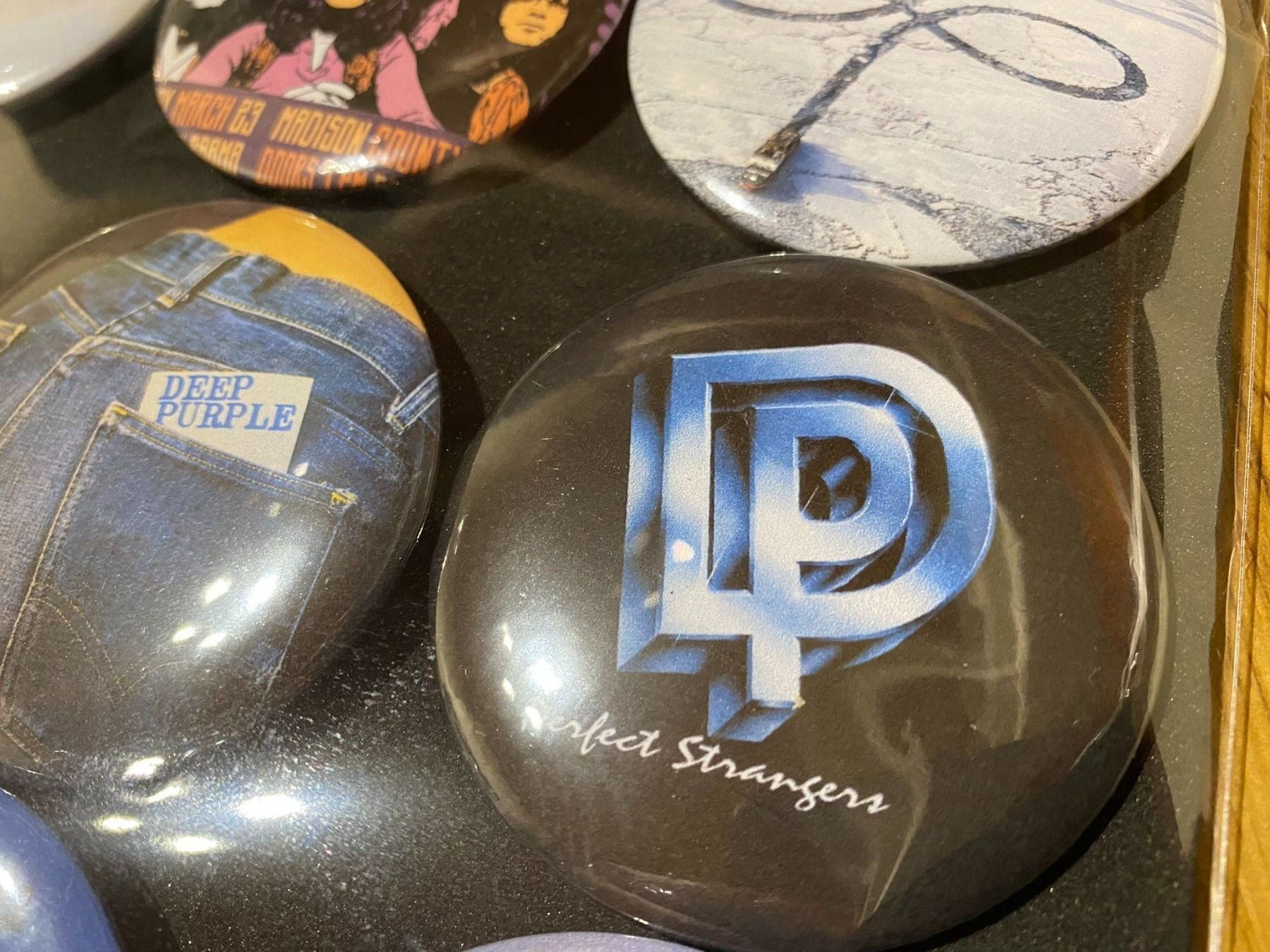 Placchette & Badge: Deep Purple Ansteck Badges & Flaschenoeffner – Nuovo (secondo la descrizione) da Basel venduto da FatCatPacksTheRatt 5