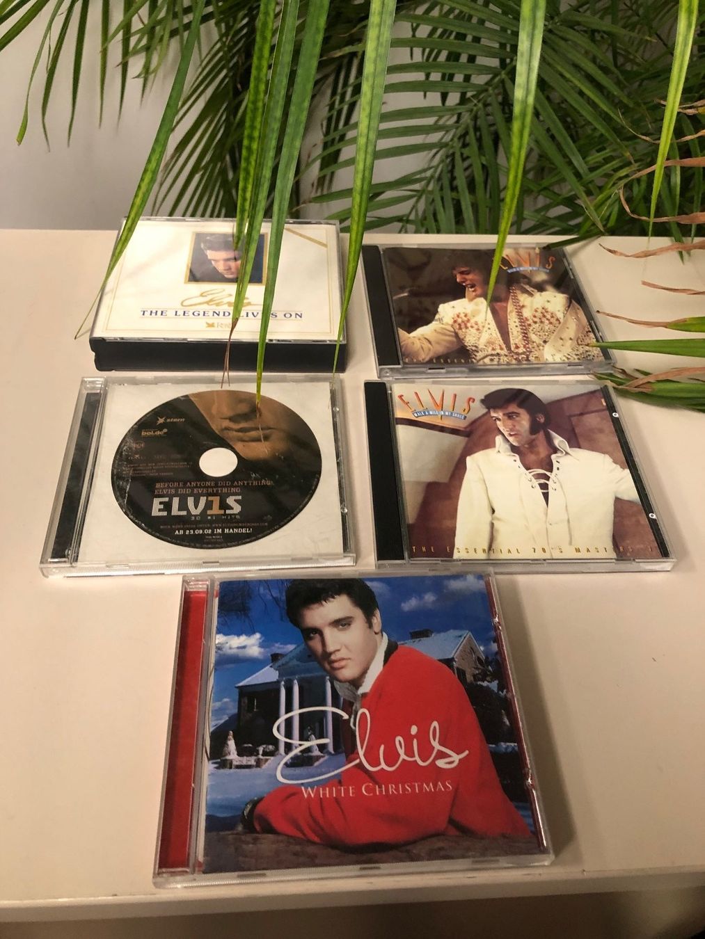 CDs: CD's  von Elvis Presley ! – Gebraucht aus Brügg BE von rutschimedizin