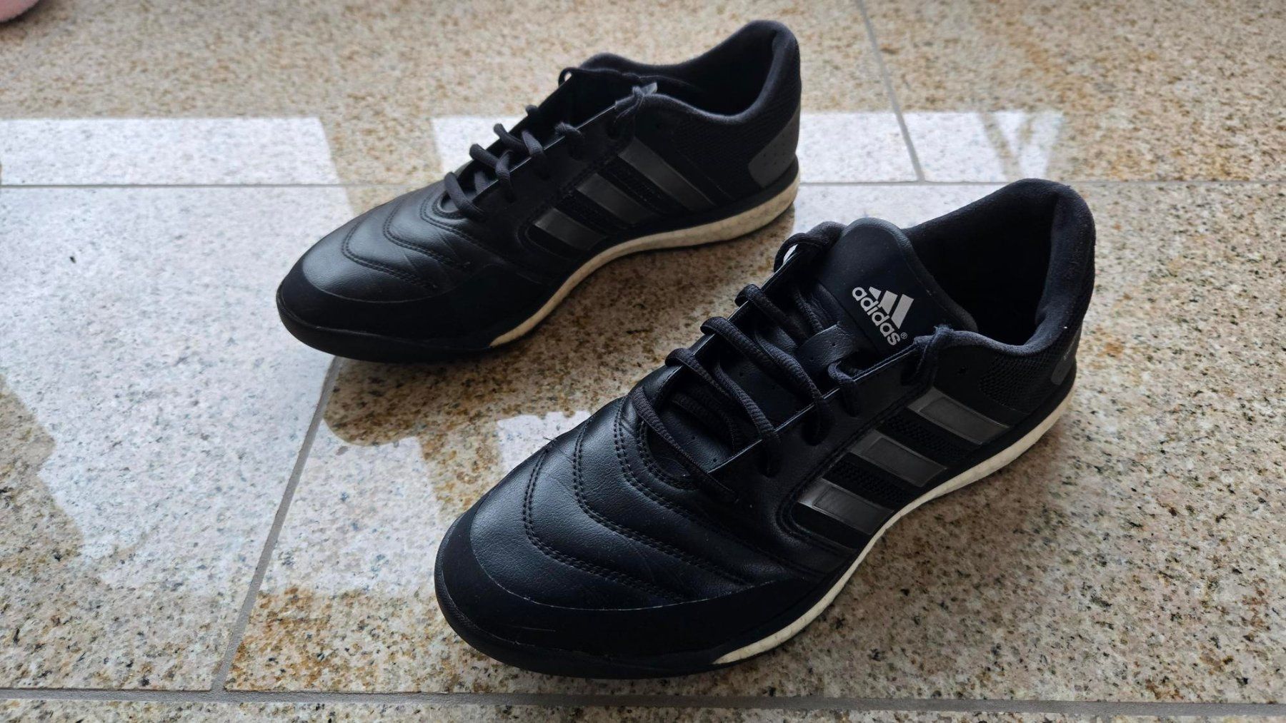 Adidas Scarpe da uomo: Adidas Retro Sneakers Turnschuhe – Nuovo (secondo la descrizione) da Erlenbach ZH venduto da 2m 1