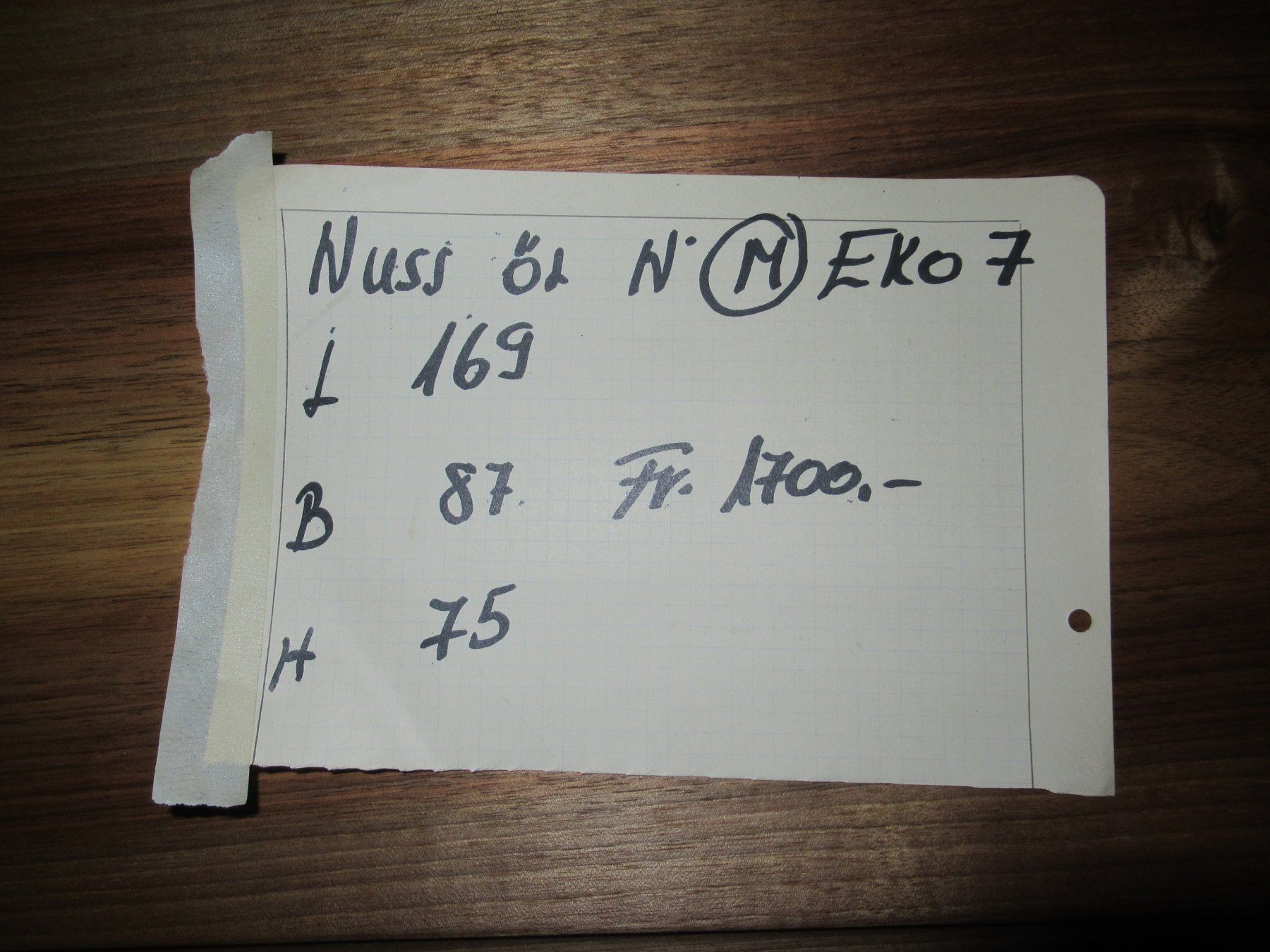 Tavoli: Beizentisch (Nuss/169) – Nuovo (secondo la descrizione) da Berg SG venduto da Pizza58 7