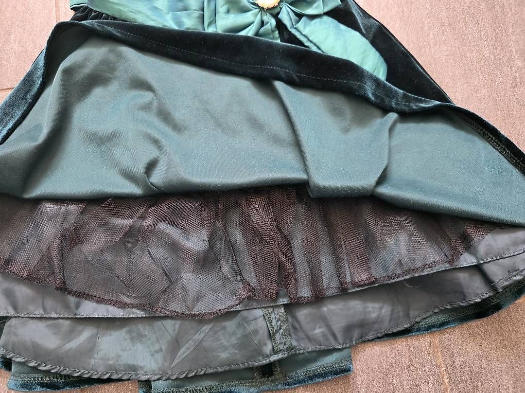 Robes et jupes: Samtkleid Gr. 98 – D'occasion à Pfaffhausen par Mnb84 2