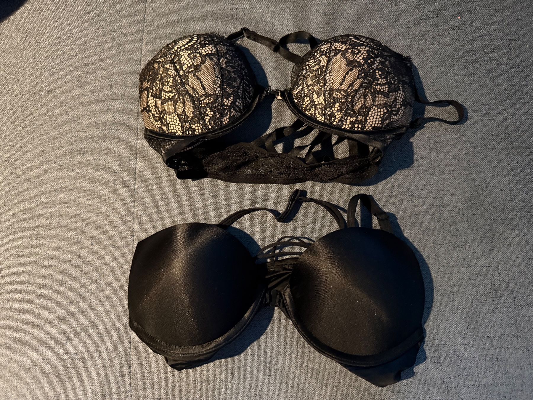 Victoria's Secret Sonstige Unterwäsche: Victoria’s Secret Bombshell Add-2-Cups Push-UP – Gebraucht aus Zug von snowwhite5