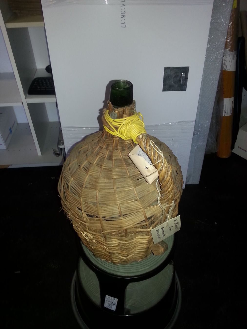 Flaschen: Korbflasche – Gebraucht aus Brügg BE von TSP02