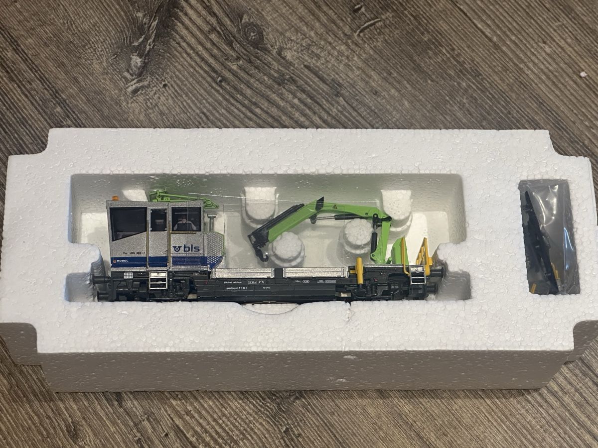 Viessmann Trains électriques: Viessmann BLS Robel  – Neuf avec emballage d'origine à Ostermundigen par Bahnfan 3