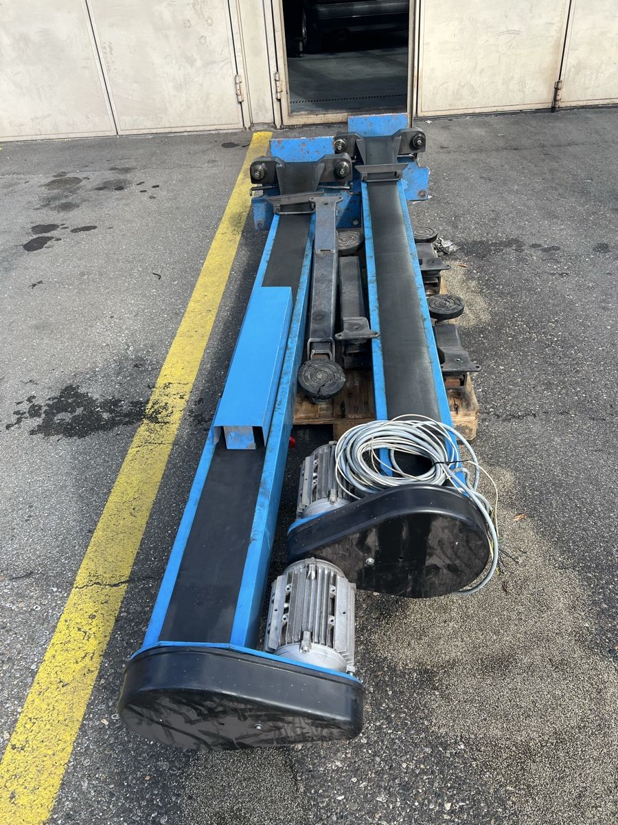 Piattaforme elevatrici & Crick: Autolift – Difettoso da Russikon venduto da Crtracing