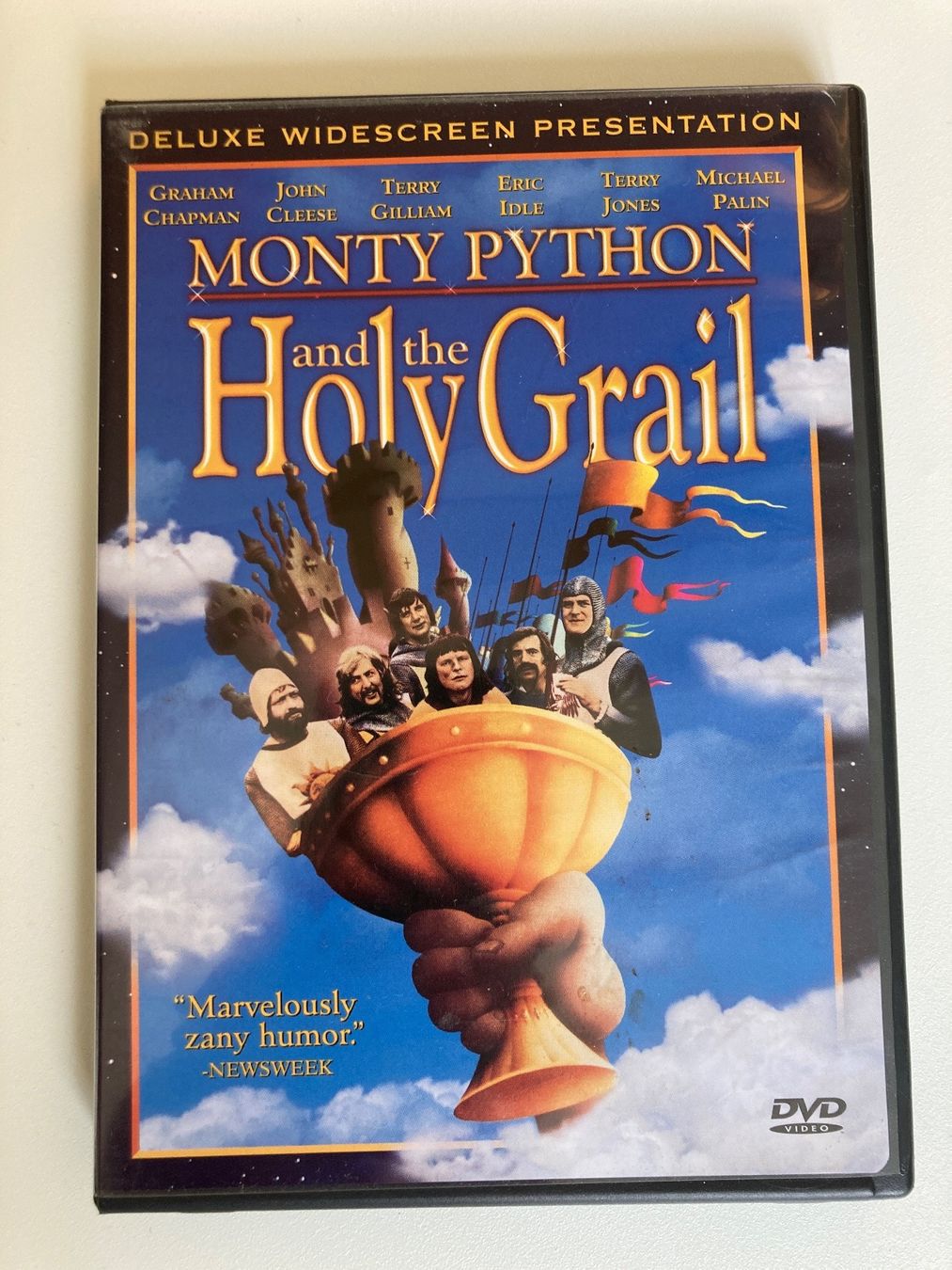 Alle DVDs: DVD: Monty Python and the Holy Grail (Code 1) – Gebraucht aus Basel von AufeinenBlick