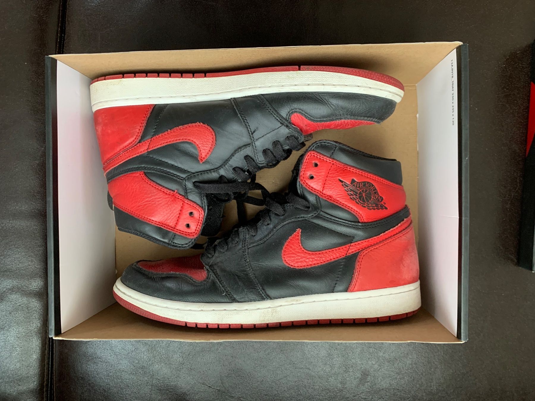 Jordan Scarpe da uomo: Jordan 1 Retro High bred banned – Usato da Basel venduto da GxSt