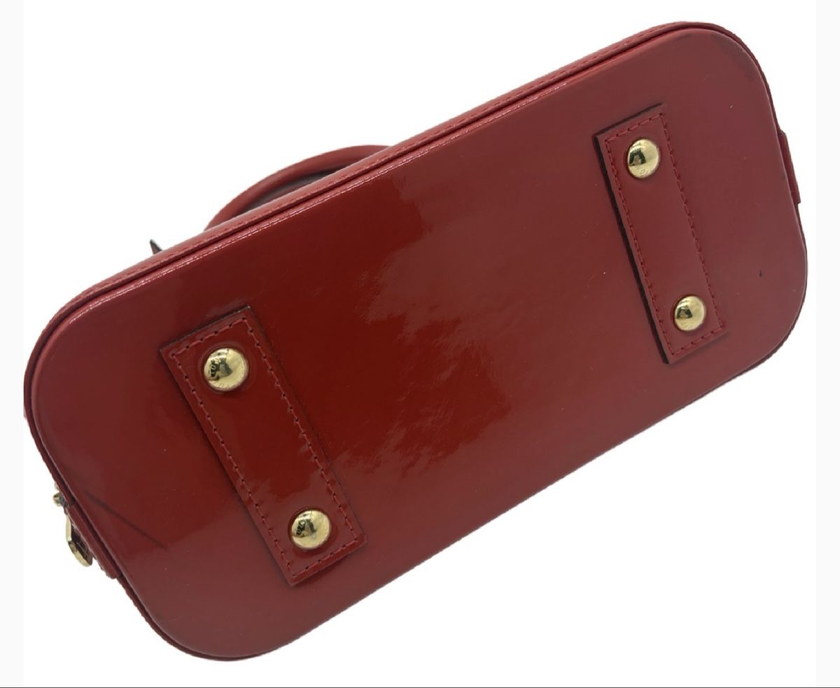 Louis Vuitton Borse: Lv alma BB red enamel leather – Nuovo (secondo la descrizione) da Satigny venduto da rii_mh6c 2