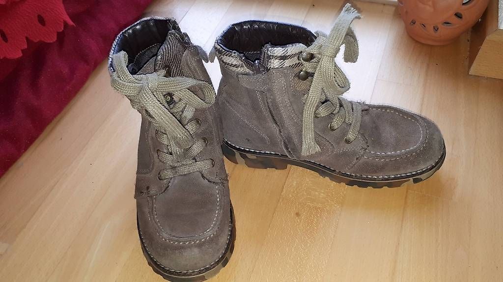Scarpe per ragazzi: GEOX Boots – Usato da Adliswil venduto da eszti01