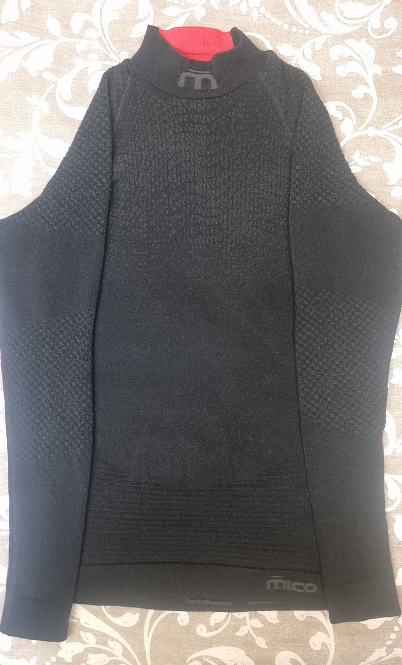 T-Shirts: Thermounterwäsche Damen Mico – Gebraucht aus Susten von and_8blr 1