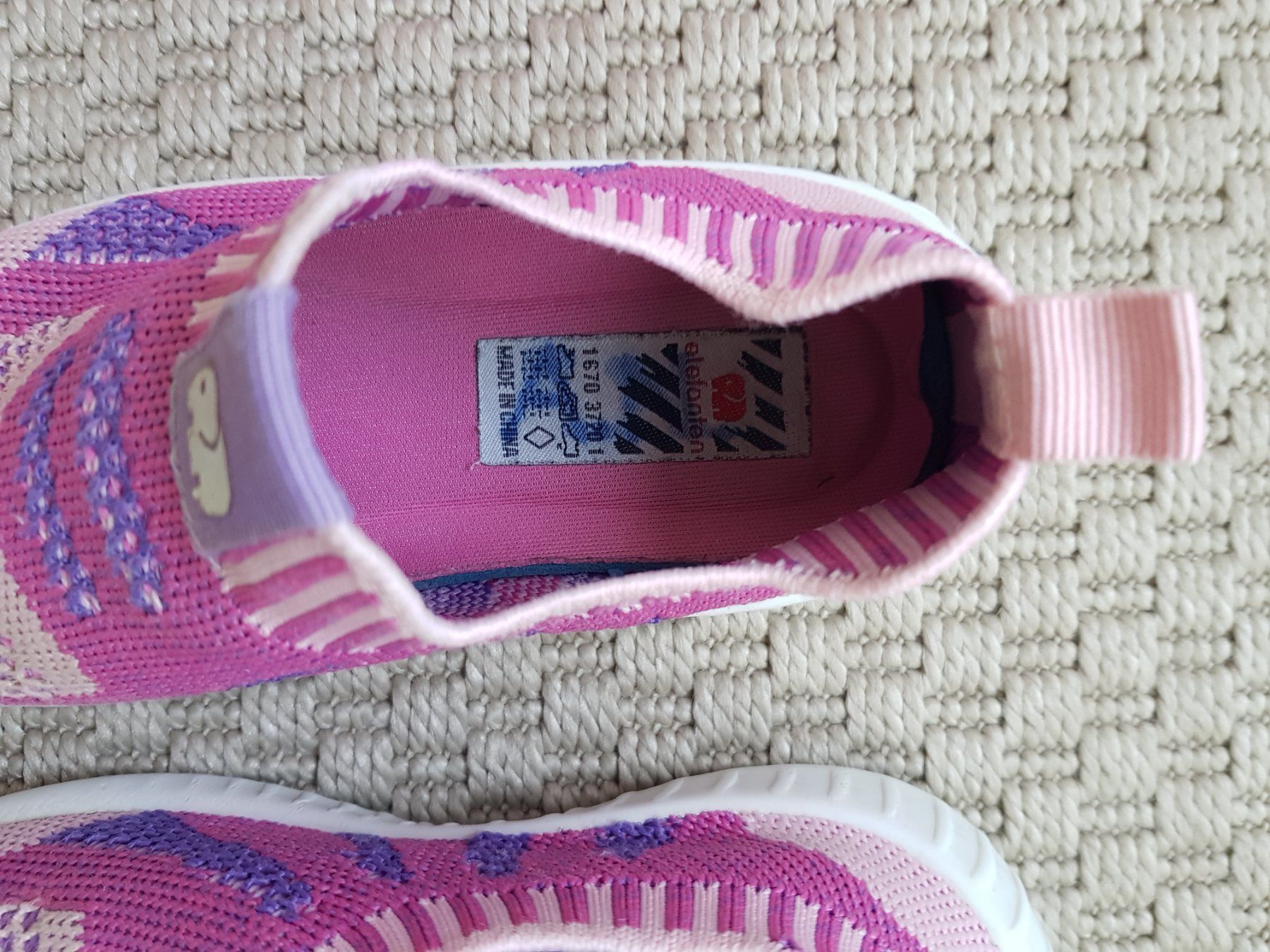 Elefanten Schuhe für Mädchen: Elefanten Hausschuhe + "Crocs" – Gebraucht aus Münchenstein von mt25 3