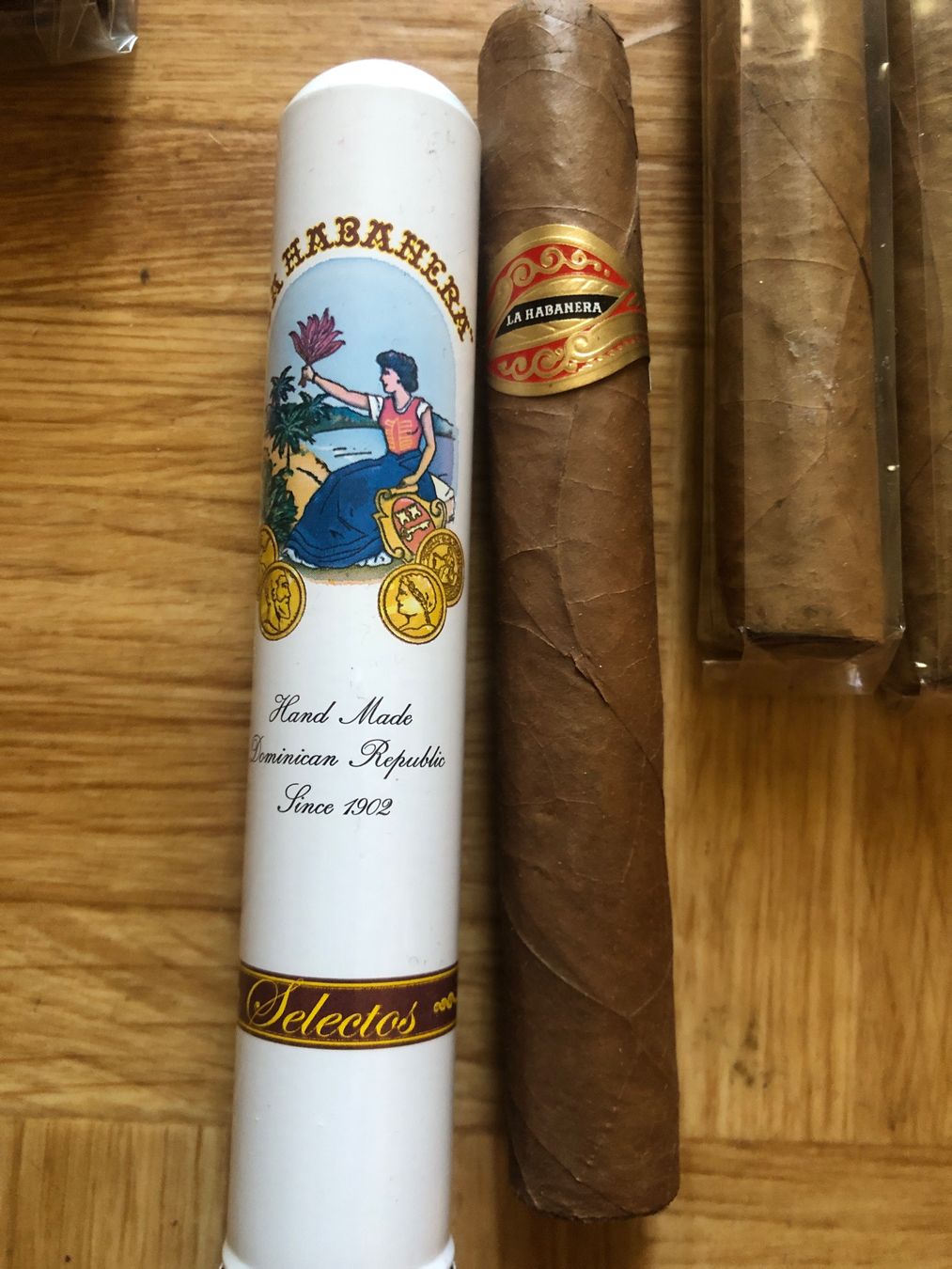 Zigarren: 4 DIV DOM REP ROBUSTO  ZIGARREN MACANUDO LA HABANERA CAOBA – Neu und originalverpackt aus basel von Lastcall 3