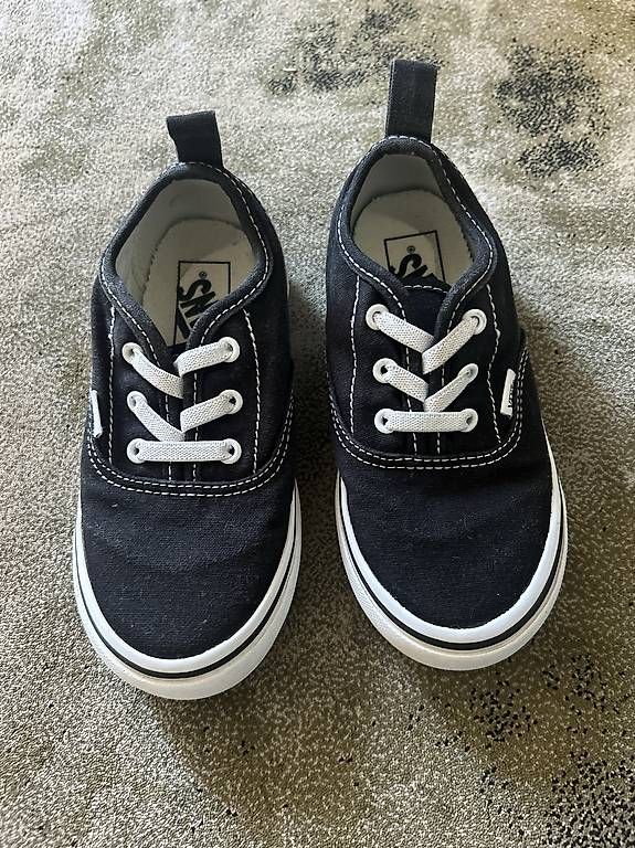 Scarpe da uomo: Vans SlipOns 26.5 – Usato da Zollikon venduto da JuRock 1