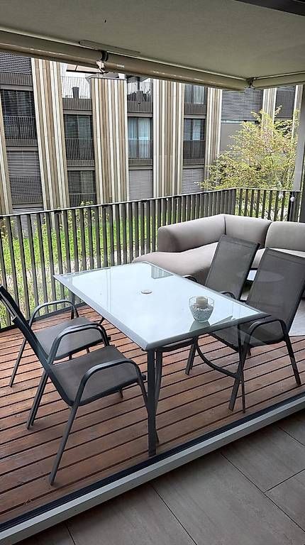 Set di tavolo e panche: Gartentisch mit 4 Stühlen – Usato da Dietlikon venduto da jth_6zk5
