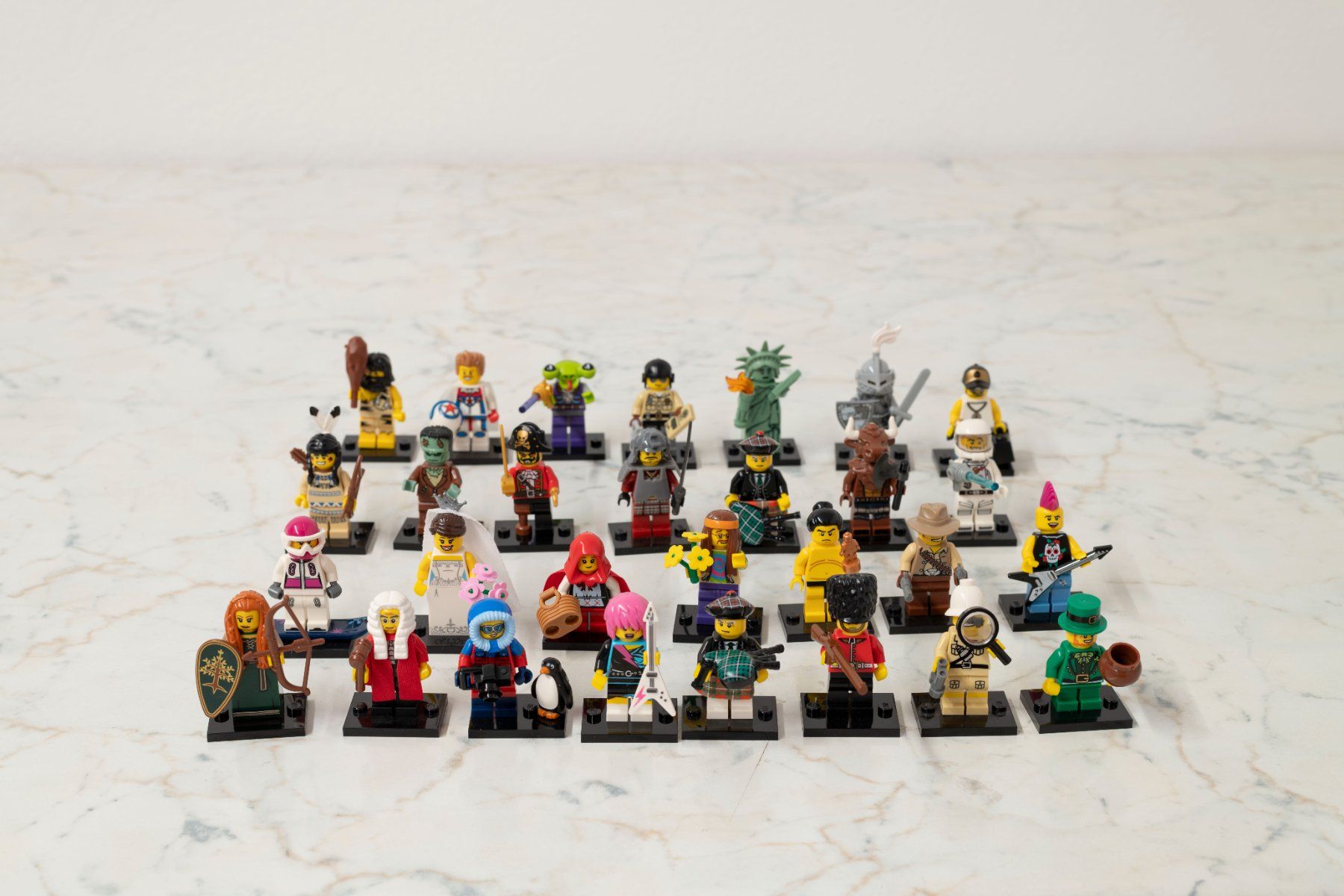 Lego Kit di costruzioni: LEGO Rare Minifigure Collection – Usato da Gorduno venduto da MirellaDaniel 1