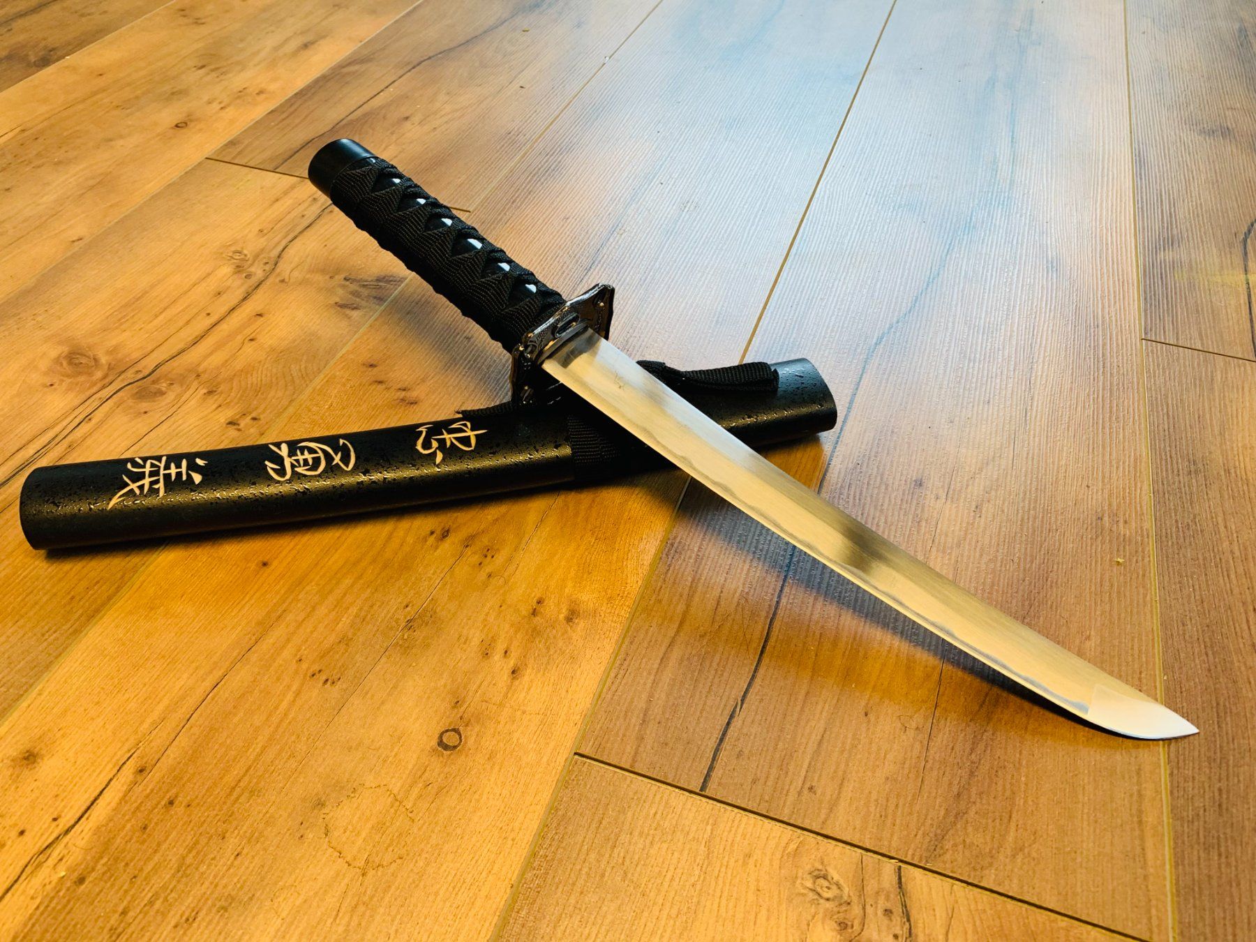 Arte internazionale: Katana Schwert mit Scheide 50cm SCHWARZ M NEU – Nuovo e nell'imballaggio originale da Bergdietikon venduto da shopAgent 4