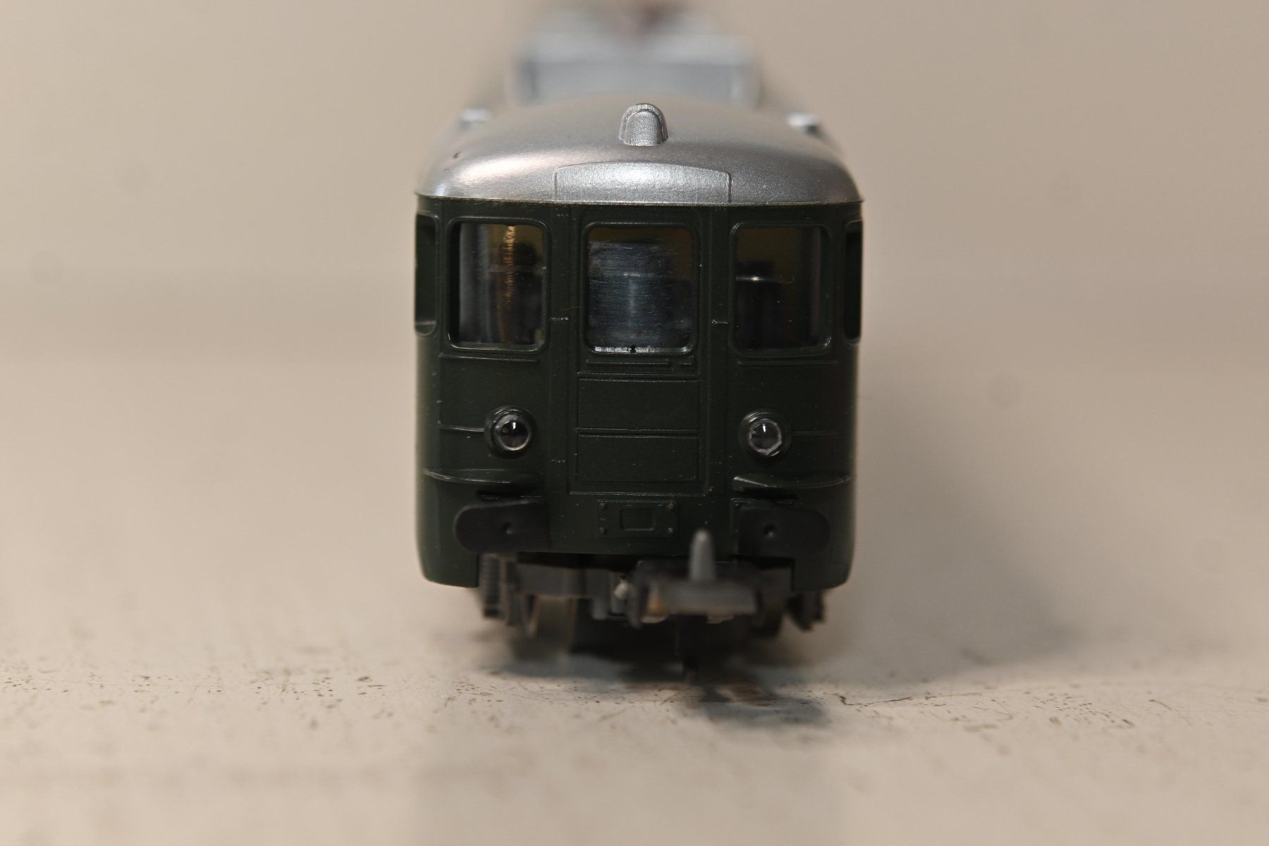 Lima Modelleisenbahnen: Lima RBe 4/4 H0/DC läuft – Gebraucht aus Laupen ZH von Zmoewe 4