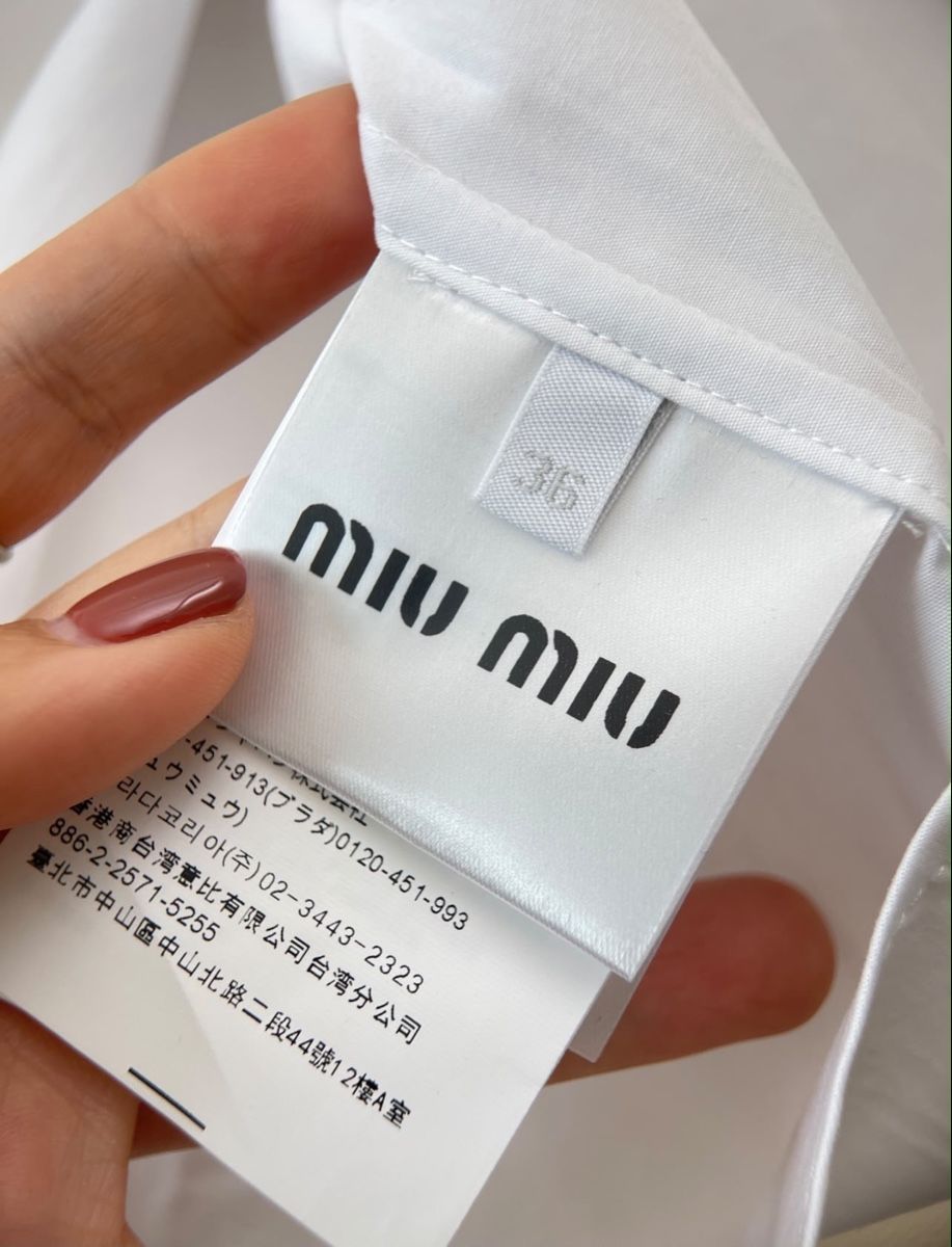 Miu Miu Vestiti: Miu Miu Kleid weiß  – Nuovo (secondo la descrizione) da Leukerbad venduto da stella3589 2