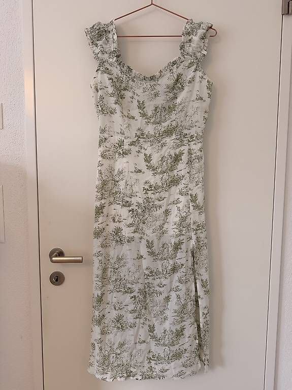 Vestiti: WEISSES KLEID MIT VOLANTS / Gr. M – Usato da Wetzikon ZH venduto da Carmensreplay